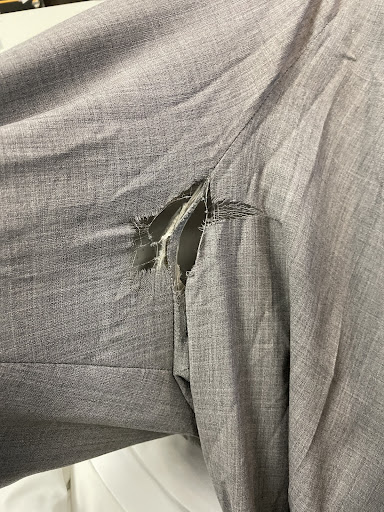 Dry Cleaner «Lapels Dry Cleaning Tampa», reviews and photos, 17503 Preserve Walk Ln, Tampa, FL 33647, USA