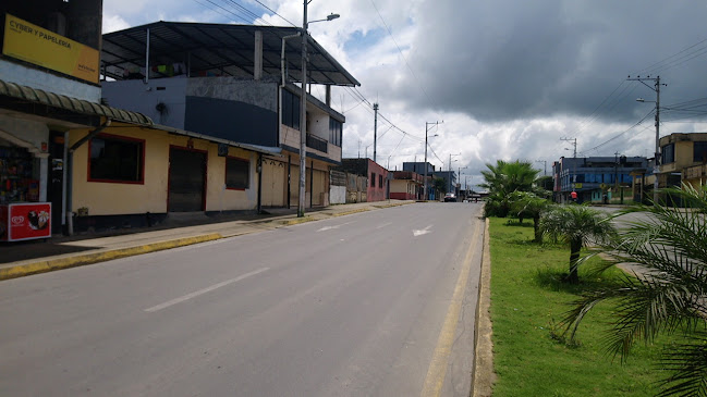 Opinii despre Banco del Barrio Mini Ferreteria De Todo în Santo Domingo de los Colorados - Banco