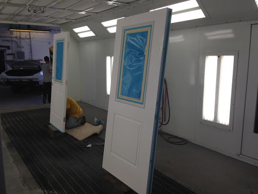 Auto Body Shop «Maaco Collision Repair & Auto Painting», reviews and photos, 500 Hicksville Rd, Massapequa, NY 11758, USA