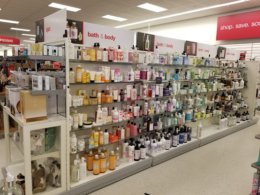 Department Store «T.J. Maxx & HomeGoods», reviews and photos, 715 E Dundee Rd, Palatine, IL 60074, USA