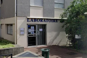 Medical laboratory Clos Bertin image