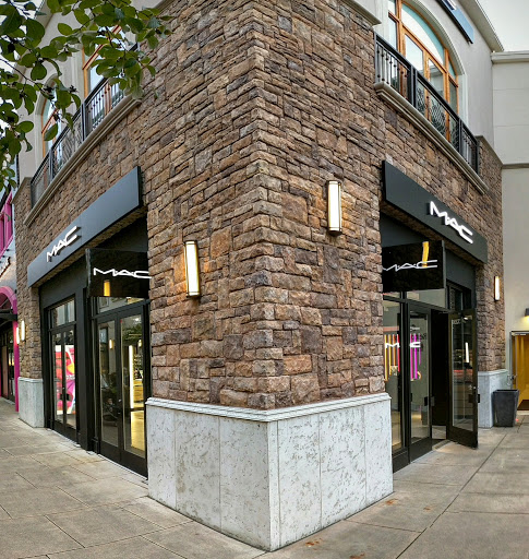 Cosmetics Store «MAC», reviews and photos, 7239 SW Bridgeport Rd, Portland, OR 97224, USA