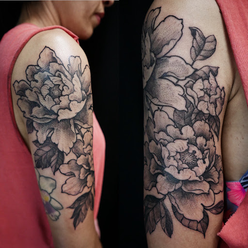 Explore ladies foot tattoo ideas, creative tattoo ideas in Brooklyn, available at Nopal Tattoo Studio