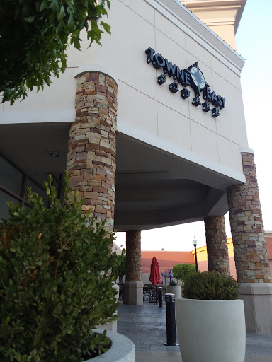 Shopping Mall «Towne East Square», reviews and photos, 7700 E Kellogg Dr, Wichita, KS 67207, USA