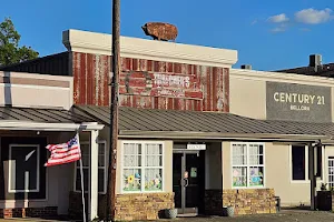 Thatcher's Bbq And Grille image