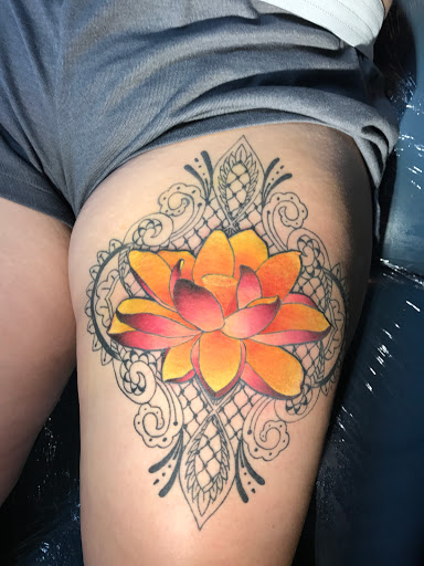 Tattoo Shop «BioGraphix Tattoo Studio», reviews and photos, 147 W Manlius St, East Syracuse, NY 13057, USA