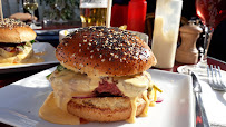 Hamburger du Restaurant Le Paradis à Paris - n°6