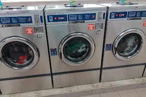 Ironwood Cleaners & Laundromat image