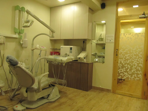 Impressions Dental Care | Dental Clinic in Dadar | Best Dentist in Dadar | Dental Implants in Dadar