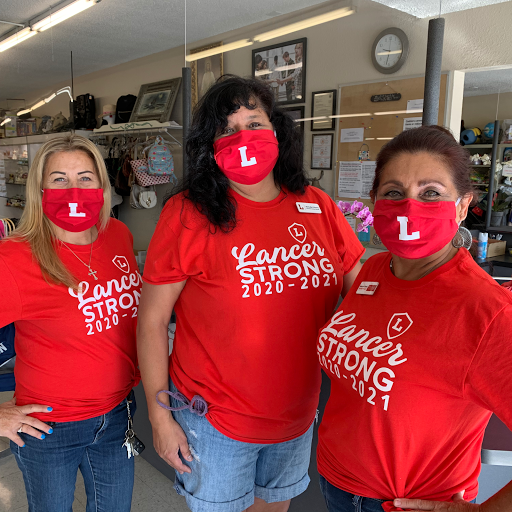 Thrift Store «Orange Lutheran Thrift Shop», reviews and photos, 676 N Tustin St, Orange, CA 92867, USA