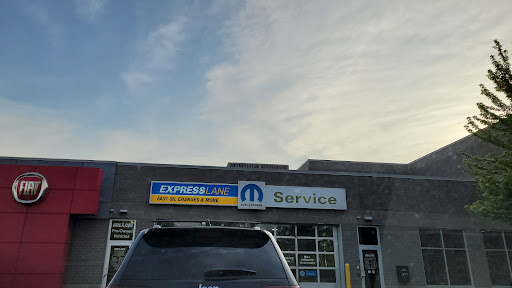 Jeep Dealer «Golling Chrysler Dodge Jeep Ram», reviews and photos, 2405 S Telegraph Rd, Bloomfield Hills, MI 48302, USA