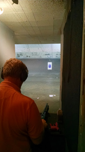 Gun Shop «Stonewall Limited Gun Shop», reviews and photos, 100 Ken Mar Industrial Pkwy, Broadview Heights, OH 44147, USA