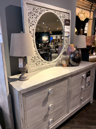 Furniture Store «Art Van Furniture - Grand Rapids», reviews and photos, 4375 28th St SE, Grand Rapids, MI 49512, USA