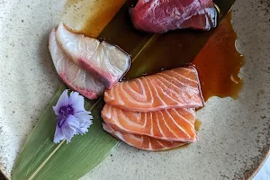 Sushi Poing image