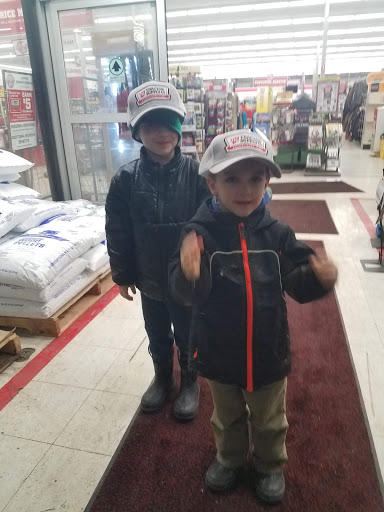 Home Improvement Store «Tractor Supply Co.», reviews and photos, 4210 Market St, Warren, PA 16365, USA