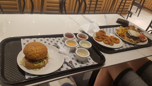Burger House Ada Mall