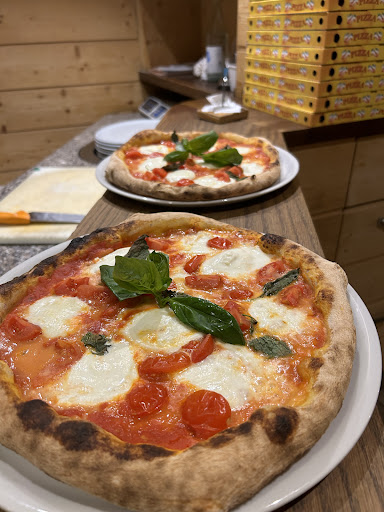 Ristorante Pizzeria Centrale in Contà, Provincia Autonoma di Trento