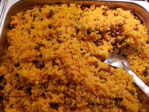 Latin American Restaurant «La Familia Latin Hot Food & Grocery», reviews and photos, 120 E Brandon Blvd, Brandon, FL 33511, USA