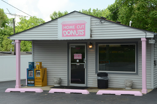 Dessert Shop «Home Cut Donuts», reviews and photos, 1317 E Washington St, Joliet, IL 60433, USA