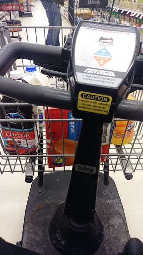 Supermarket «Giant Eagle Supermarket», reviews and photos, 14100 Detroit Ave, Lakewood, OH 44107, USA