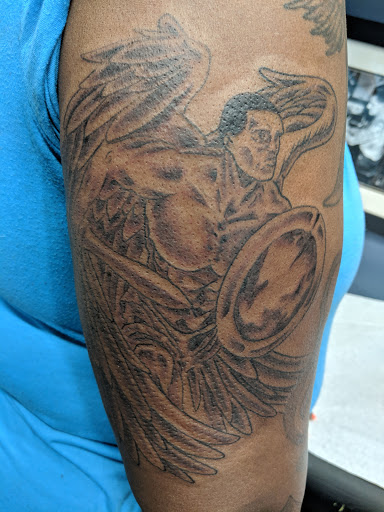 Tattoo Shop «Mystic Piercing & Tattoo», reviews and photos, 2179 Defense Hwy, Crofton, MD 21114, USA