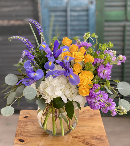 Florist «Florist Of Covington», reviews and photos, 2640 N Hwy 190, Covington, LA 70433, USA