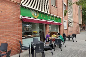 Bar Cafeteria El Trébol image