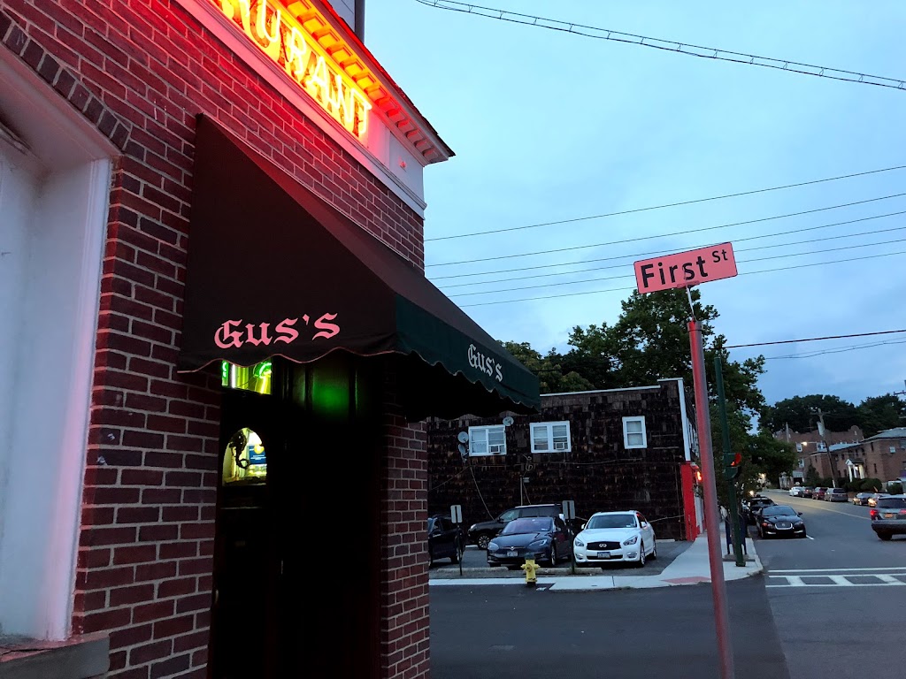 Gus's Restaurant 10528