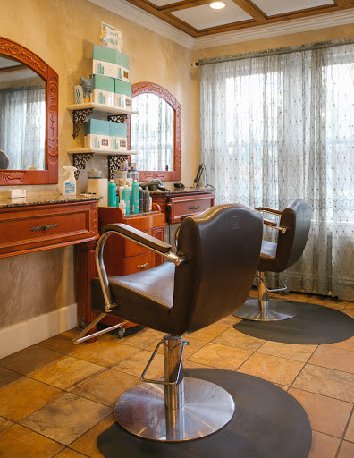 Beauty Salon «Utopia Salon & Day Spa», reviews and photos, 510 N East Ave, Vineland, NJ 08360, USA