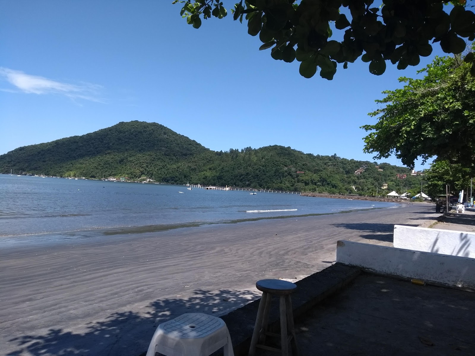 Photo de Praia do Itaguá - endroit populaire parmi les connaisseurs de la détente