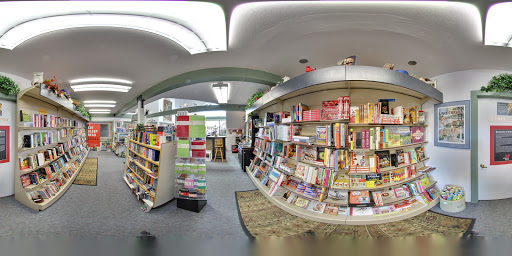 Book Store «Riverwalk Books», reviews and photos, 116 E Woodin Ave, Chelan, WA 98816, USA