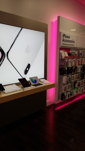 Cell Phone Store «T-Mobile», reviews and photos, 8937 Washington Blvd Suite 303, Pico Rivera, CA 90660, USA