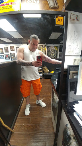 Tattoo Shop «The City Tattoo Studio & Art Gallery», reviews and photos, 260 Smithtown Blvd, Nesconset, NY 11767, USA