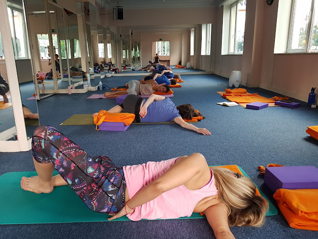 Beoordelingen van European Institute in Namen - Yoga studio