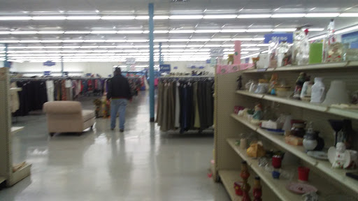 Thrift Store «Goodwill Industries of Middle Tennessee», reviews and photos, 1031 W Main St #8b, Lebanon, TN 37087, USA