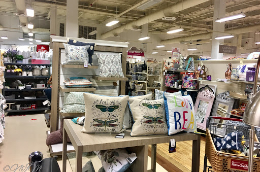 Department Store «HomeGoods», reviews and photos, 2201 Nostrand Ave, Brooklyn, NY 11210, USA