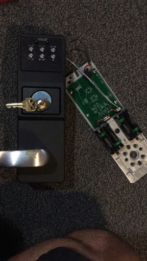 Locksmith «Texas Premier Locksmith», reviews and photos, 600 W 28th St #105, Austin, TX 78705, USA