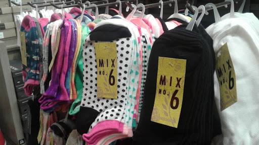 Shoe Store «DSW Designer Shoe Warehouse», reviews and photos, 160 Oakway Rd #300, Eugene, OR 97401, USA