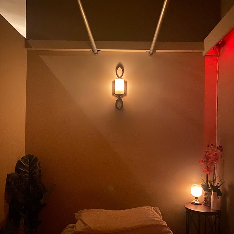 Leela Spa & Thai Massage