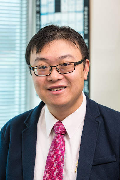 Dr Stanley Cheung