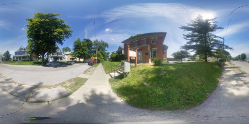 Bargain Box, 607 E Charles St, Muncie, IN 47305, USA, 