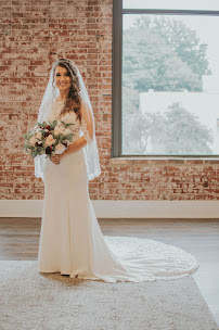 Tristate Tailoring & Alterations - Photo 4 - Car repair in Evansville, IN, Evansville