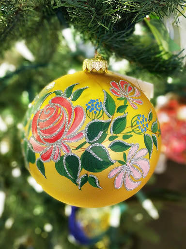 Gift Shop «First Capitol Trading Collectibles and Gifts», reviews and photos, 207 S Main St, St Charles, MO 63301, USA