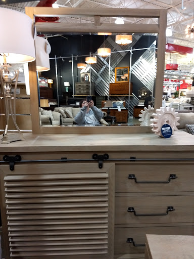 Furniture Store «Big Sandy Superstore-Polaris», reviews and photos, 1180 Polaris Pkwy, Columbus, OH 43240, USA