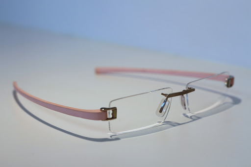 Optician «Milan Optique», reviews and photos, 608 W 48th St, Kansas City, MO 64112, USA