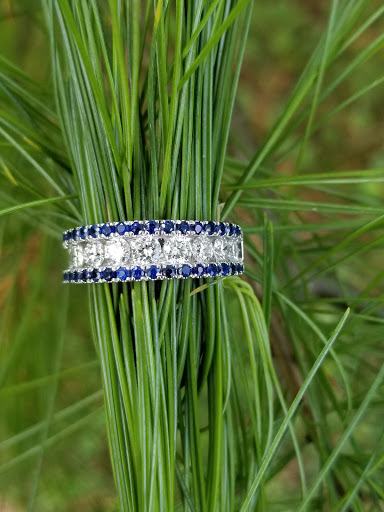 Jewelry Store «Cambridge Jewelers», reviews and photos, 76 Maple Dr, Hudson, OH 44236, USA