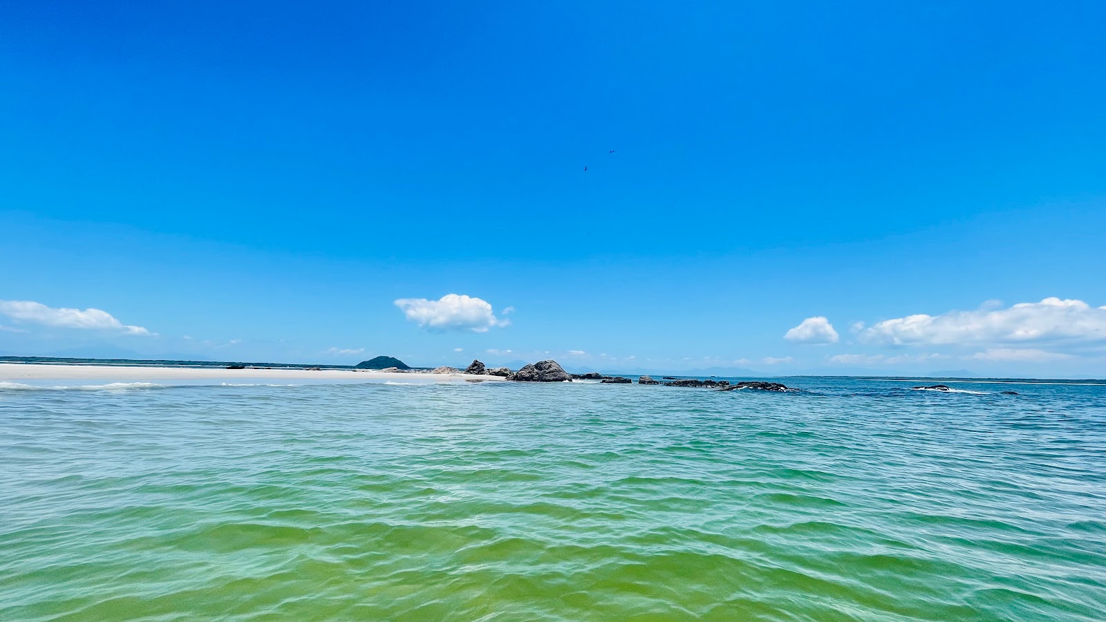 Ilha das Palmas Beach photo #6