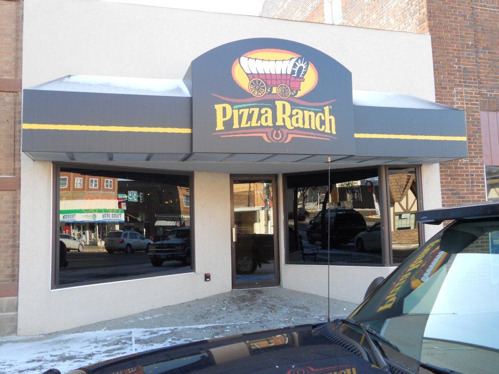 Pizza Ranch 56334