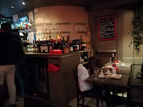 Atmosphère du Restaurant Pizza Caratello à Paris - n°9