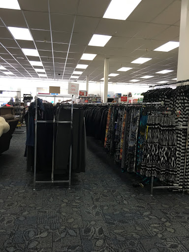 Discount Store «Eagle Bargain Outlet», reviews and photos, 14365 SW Pacific Hwy, Tigard, OR 97224, USA